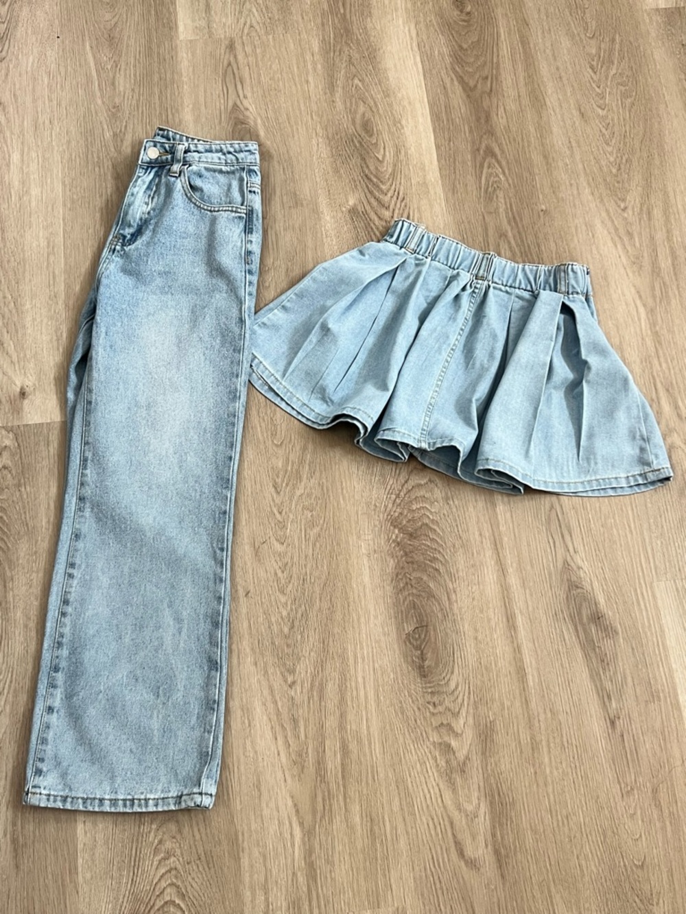 Girls Light wash Jeans and Skort Bundle size10-11